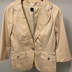 Blazer size 8 WHITE HOUSE BLACK MARKET